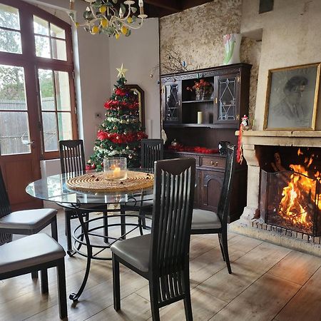 Maison Chaleureuse Et Familiale. Nalliers  Exteriér fotografie