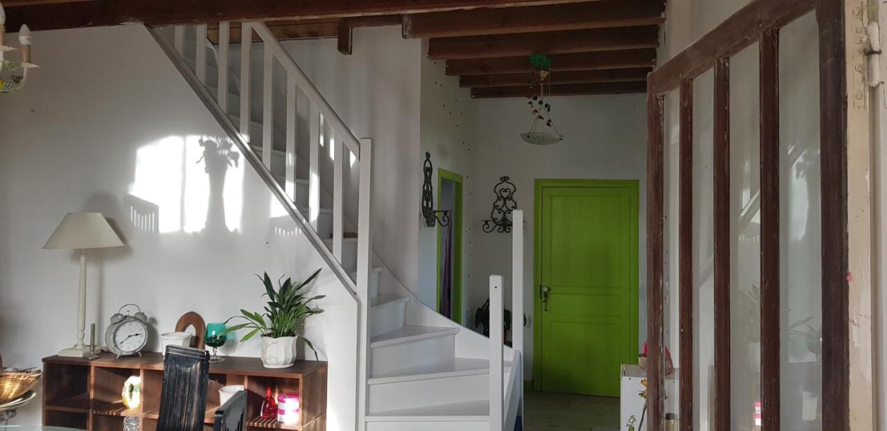 Maison Chaleureuse Et Familiale. Nalliers  Exteriér fotografie