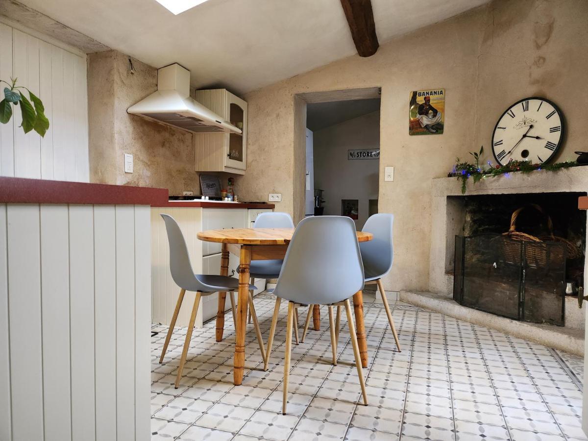 Maison Chaleureuse Et Familiale. Nalliers  Exteriér fotografie